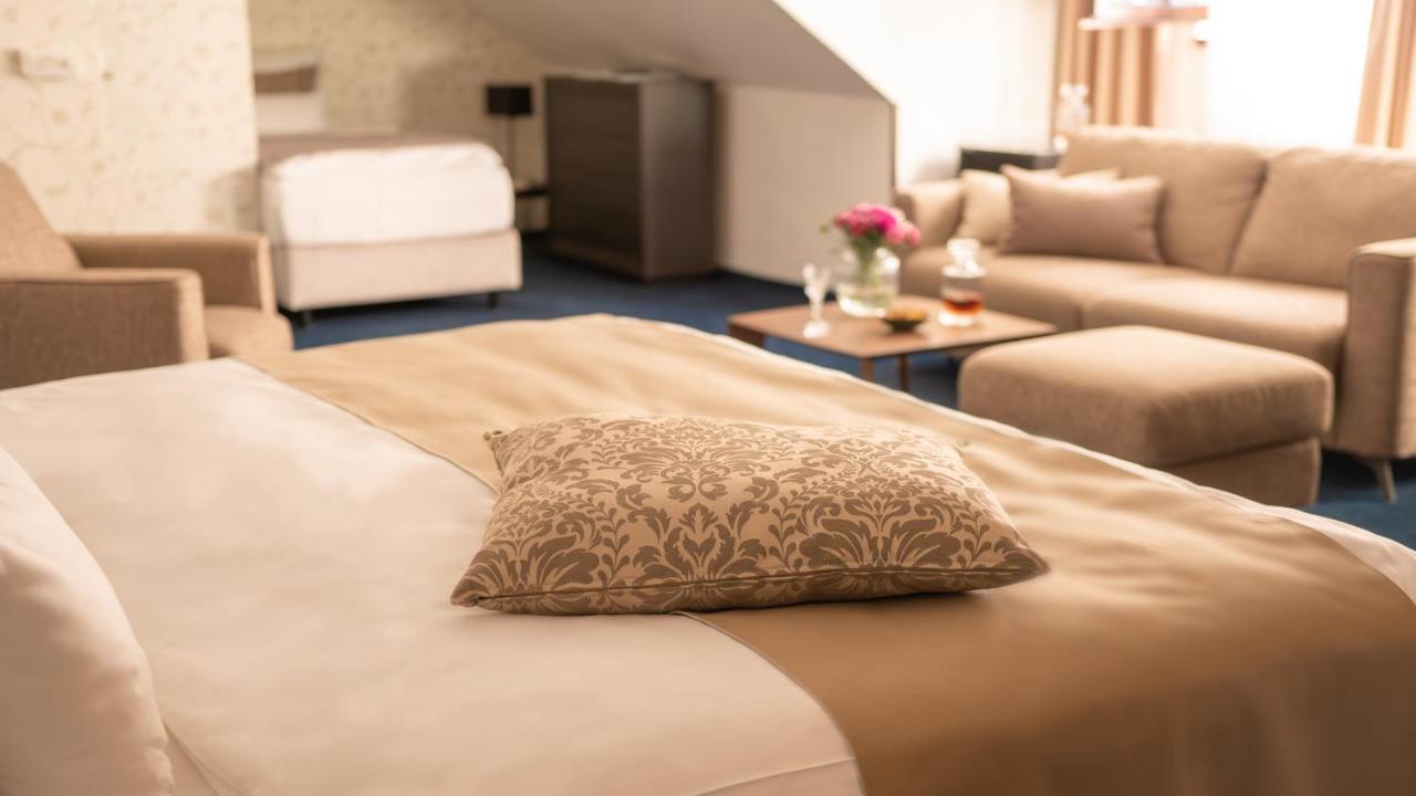 Savoy Hotel Spindleruv Mlyn Exterior foto